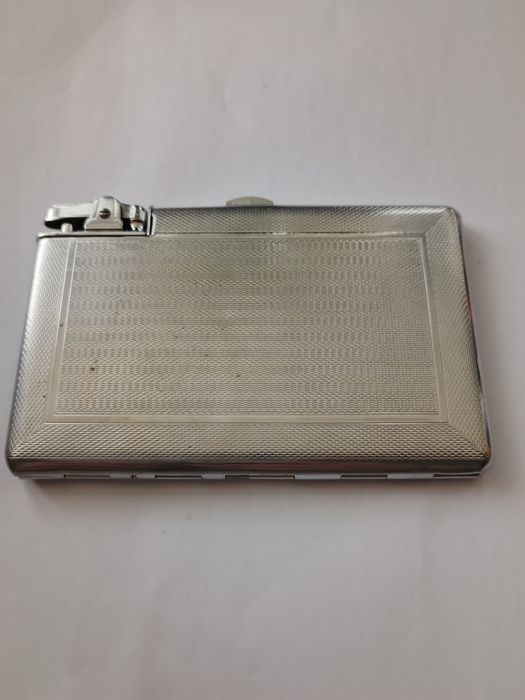 Винтажна запальничка в хромированом корпуса MosDa 500