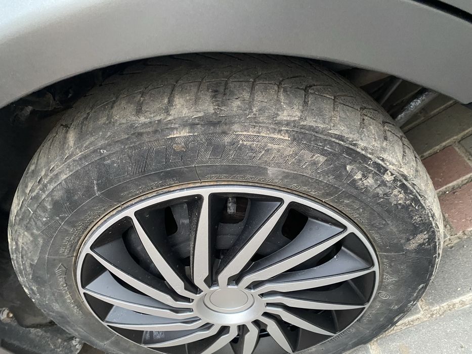 Geely 2013 року газ-бензин