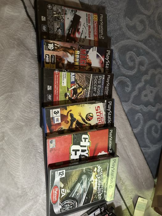 Vendo jogos da play 2