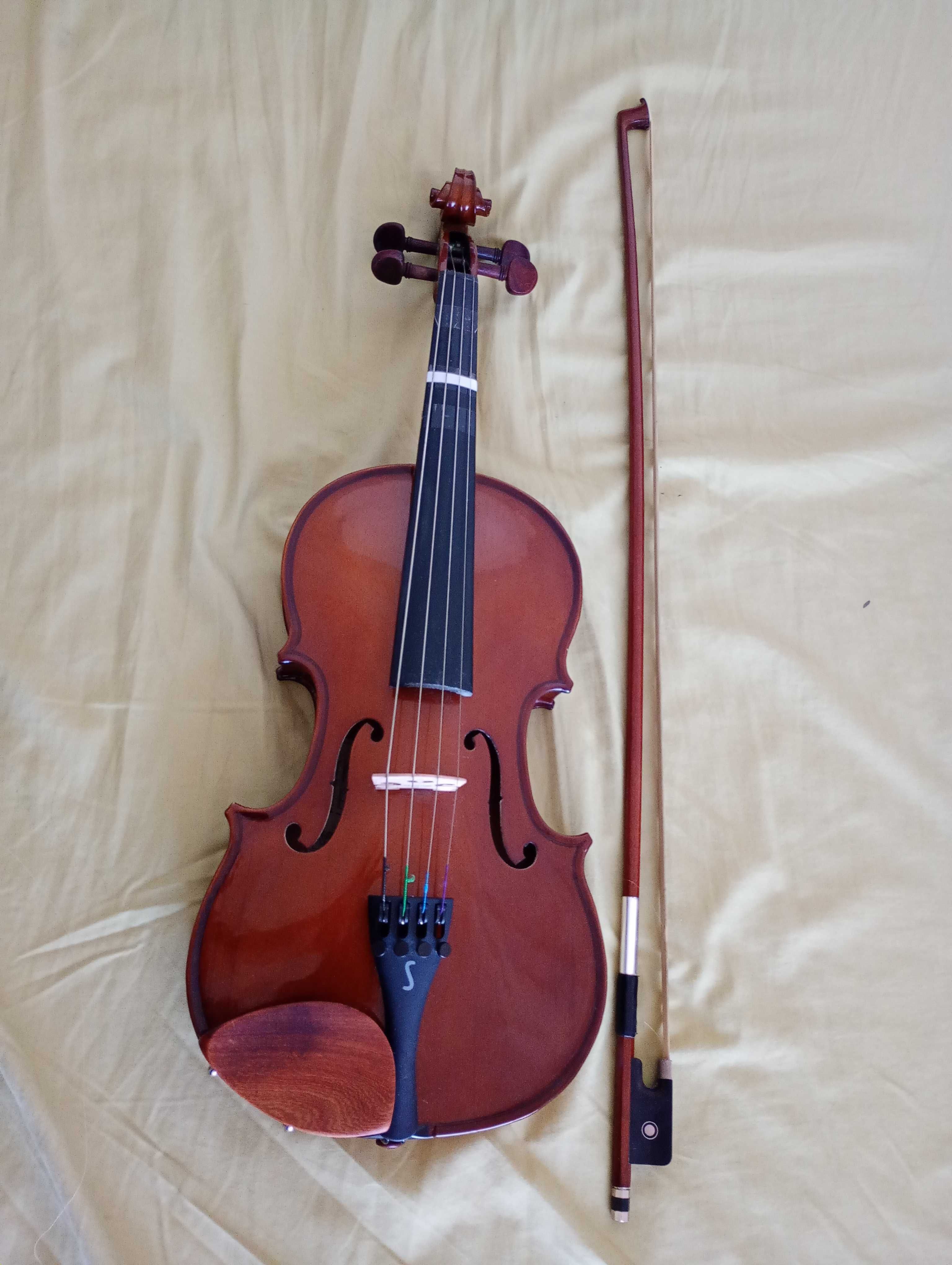 Viola de Arco Stentor Student 13" com Arco, Estojo e Almofada