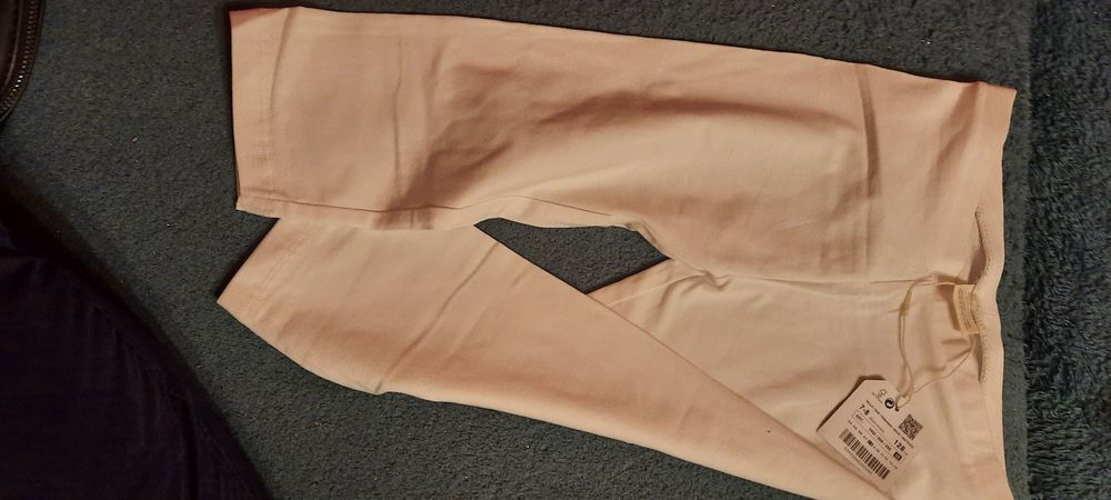 Calças brancas da zara