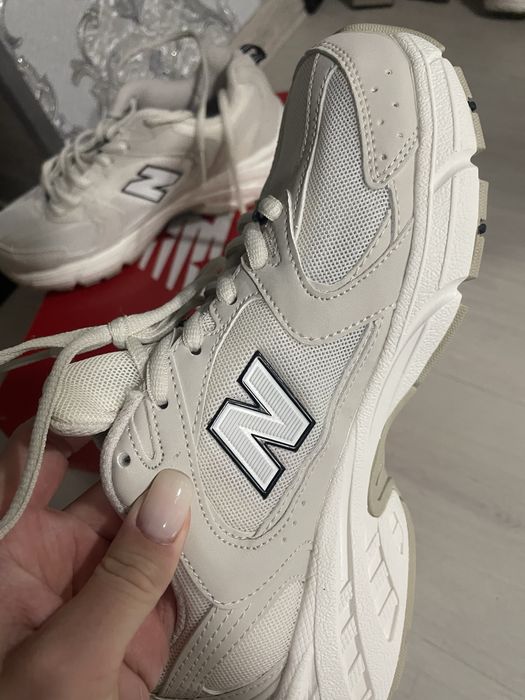 Кросівки New balance beige 37