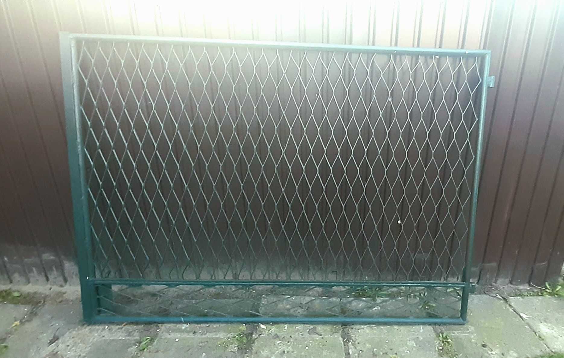 Brama wjazdowa metalowa dwuskrzydłowa 2x2m