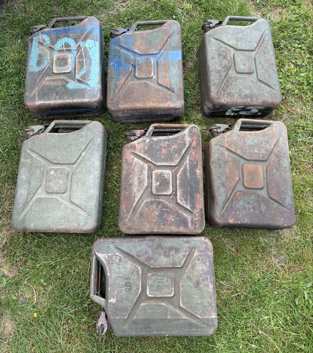 Karnistry metalowe  20l