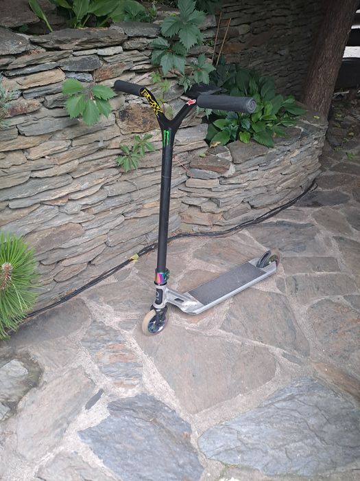 Mam na sprzedaż hulajnoge oxelo w bardzo dobrym stanie