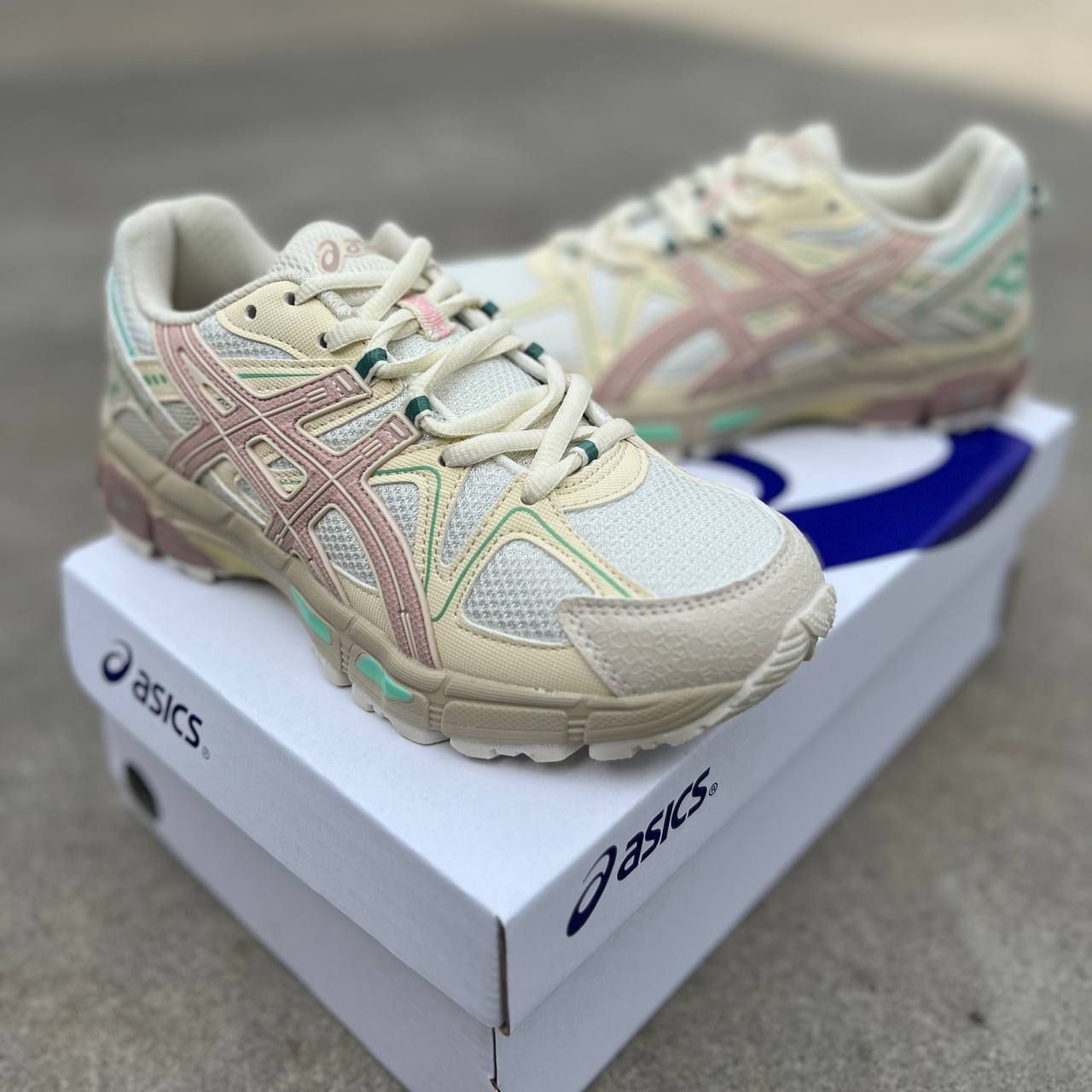 Кросівки Asics Gel-kahana 8, кросовки


Розміри: 36, 37, 38, 39, 40, 4