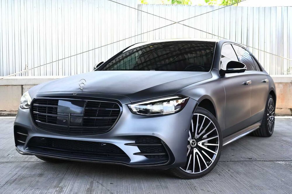 Mercedes-Benz S-Class      2024