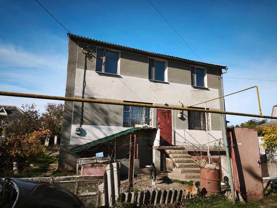 Продам  кирпичный дом.