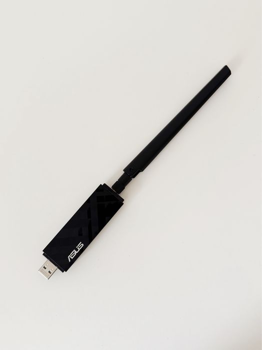 ASUS USB-AC58 – szybki adapter Wi-Fi USB z anteną i podstawką