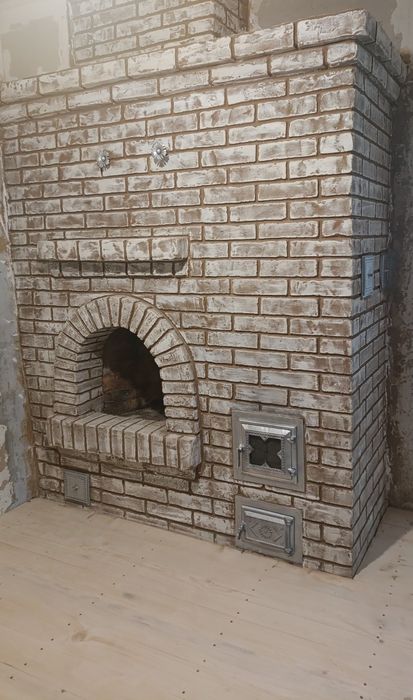 Пічник, плиточник