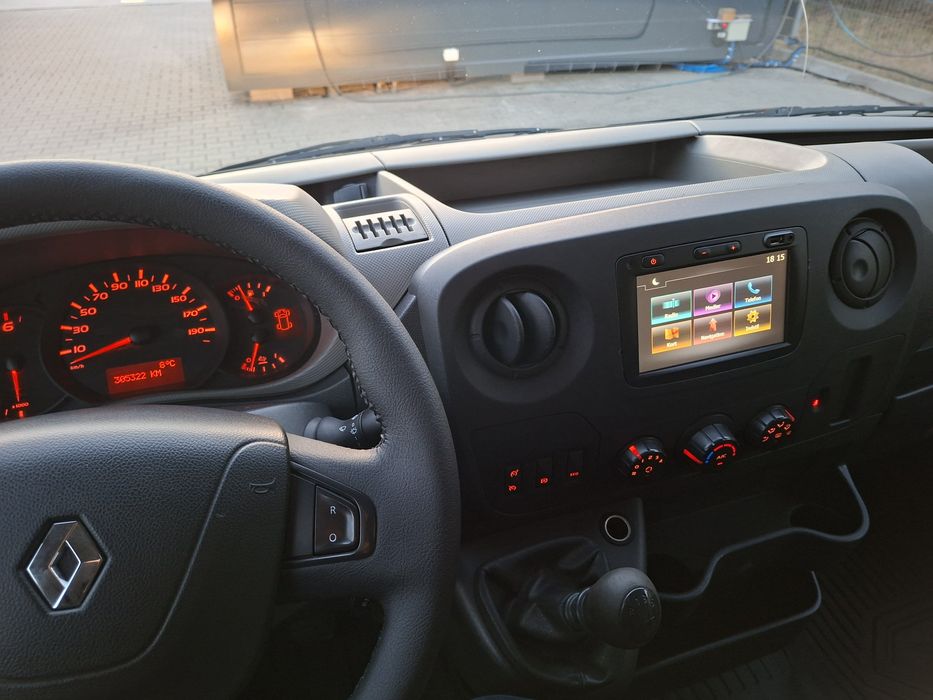 Renault Master lll 2.3dci z 2018r kontener winda klima navi. Okazja.