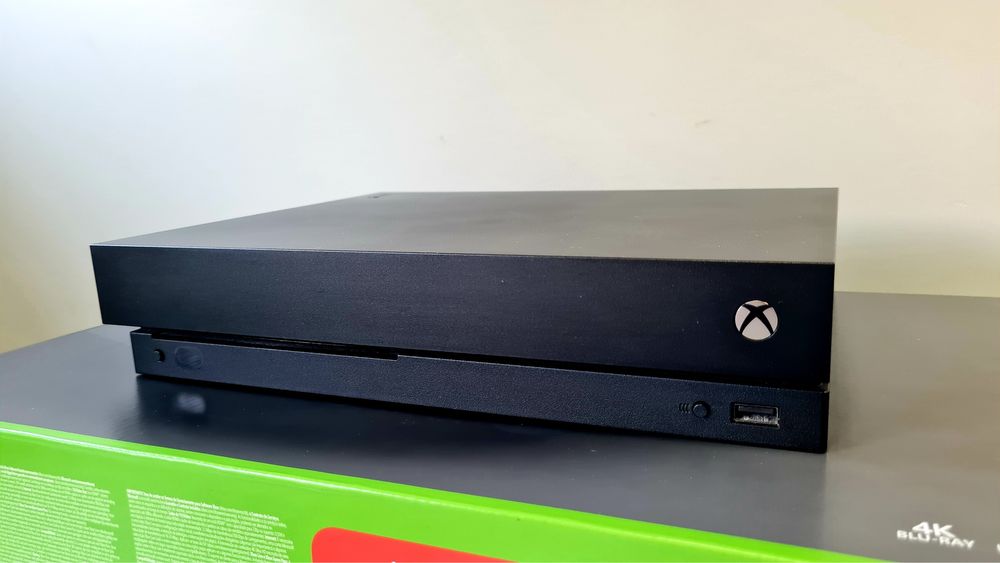 Xbox One X (1Tb) 4k