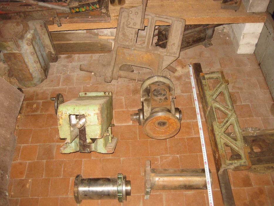 токарні станки - люнети