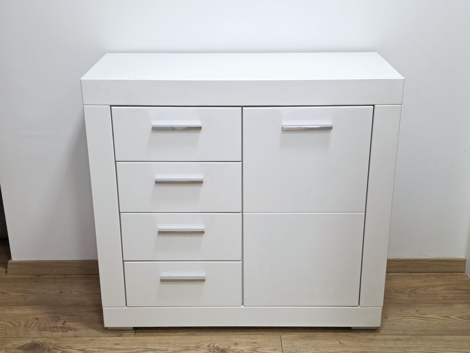 Komoda biała 4 szuflady