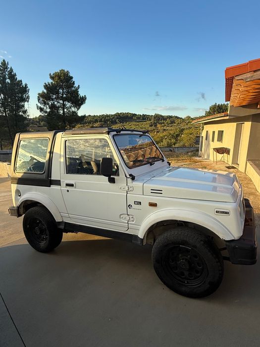Suzuki samurai Sj