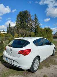 Opel Astra pierwszy właściciel, stan bardzo dobry, pierwsza rejestracja 03.2015r.