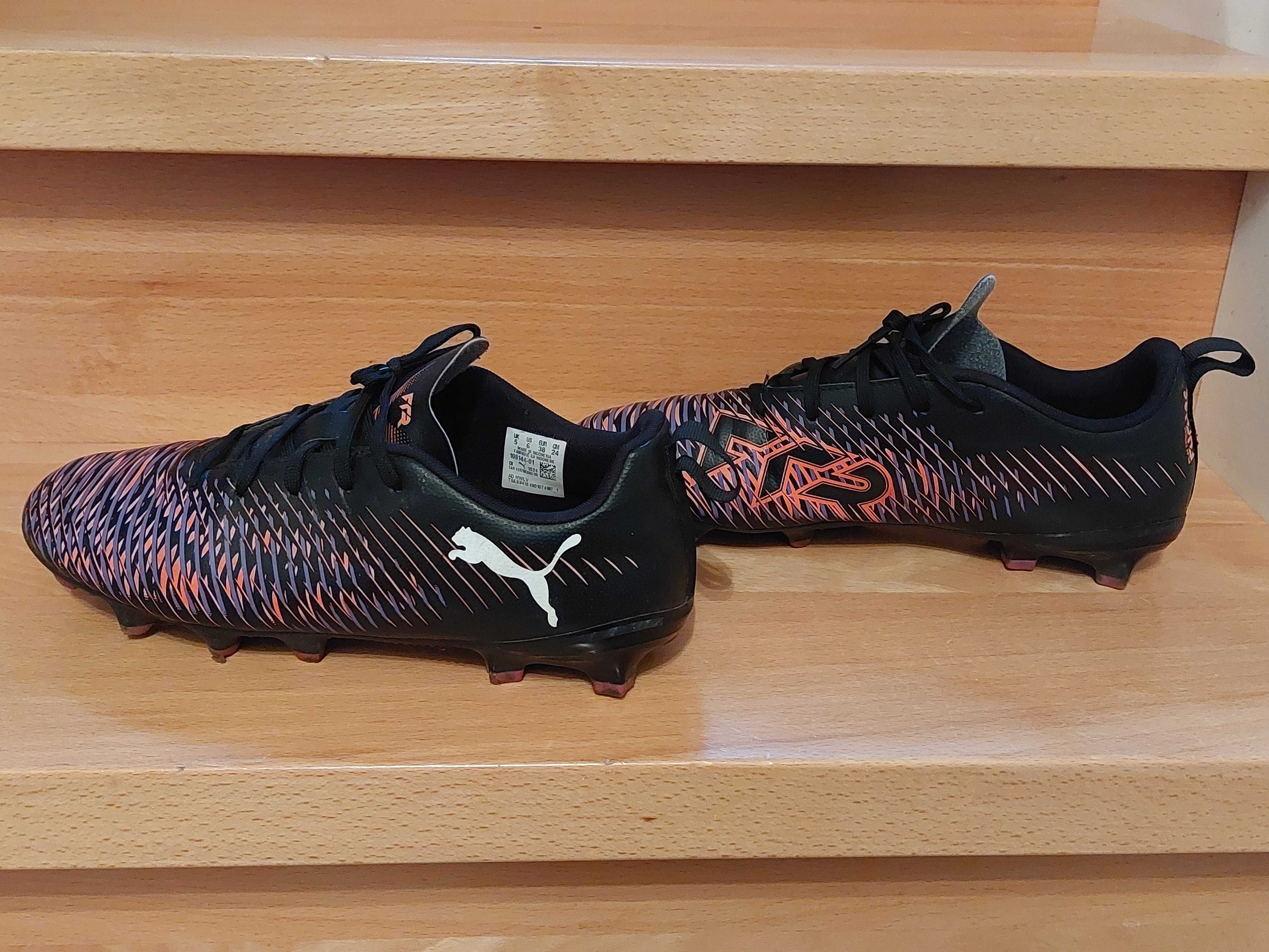 Sprzedam korki piłkarskie Puma