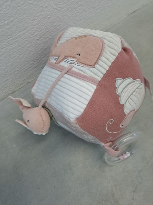 Cubo de brincar Little Dutch