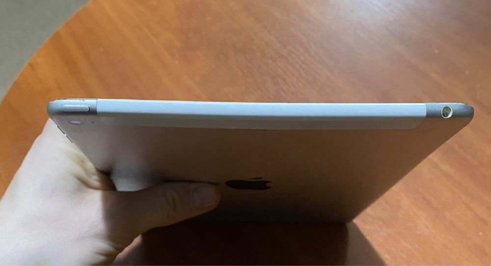 Планшет apple ipad air2/32GB ROM/ на відновлення! Артикул D255