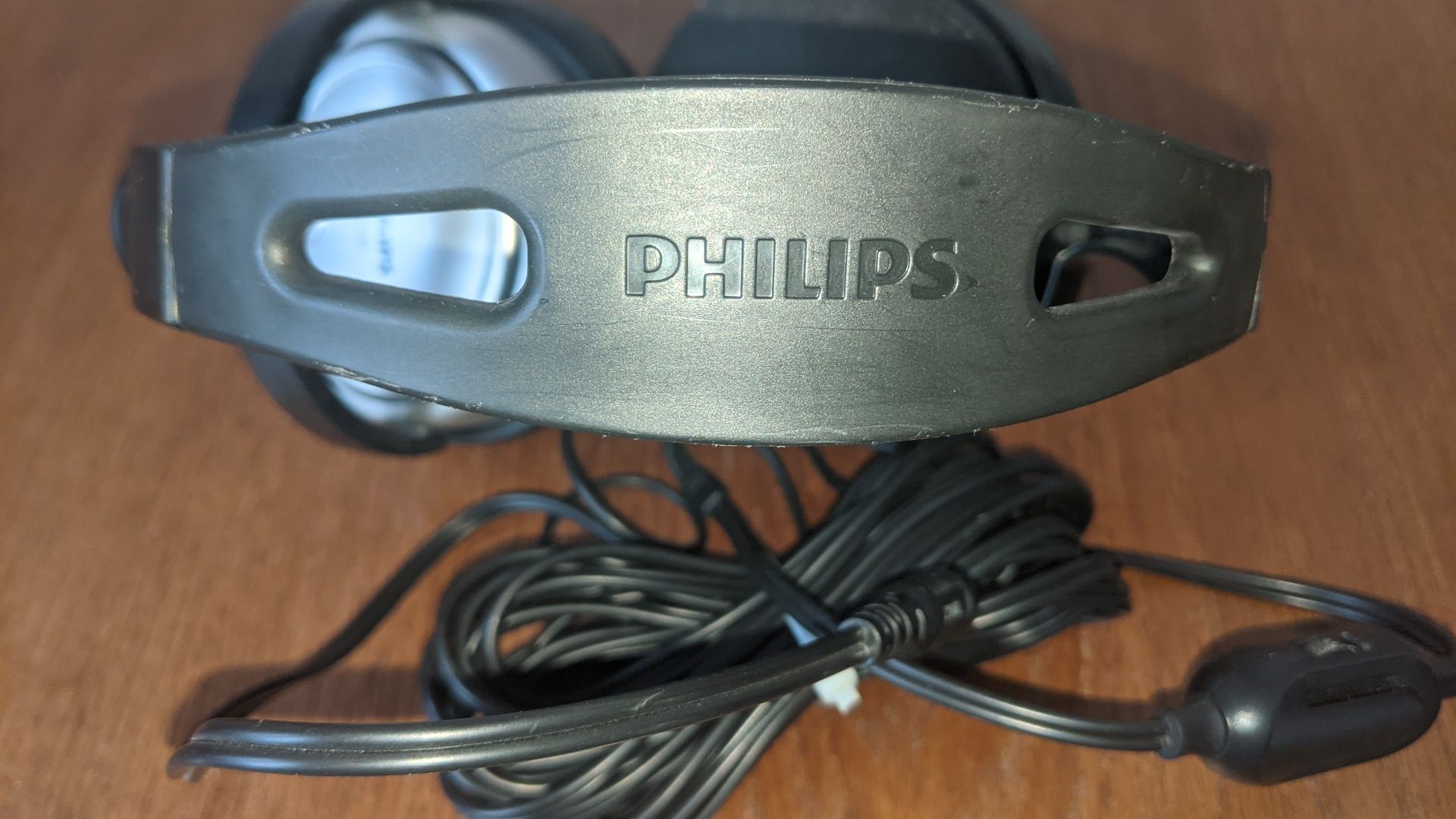 Навушники Philips SHP 2500