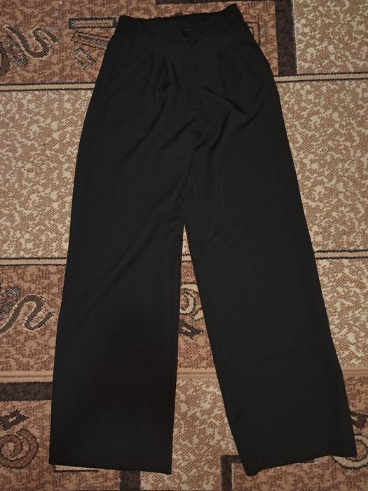 костюм з брюками