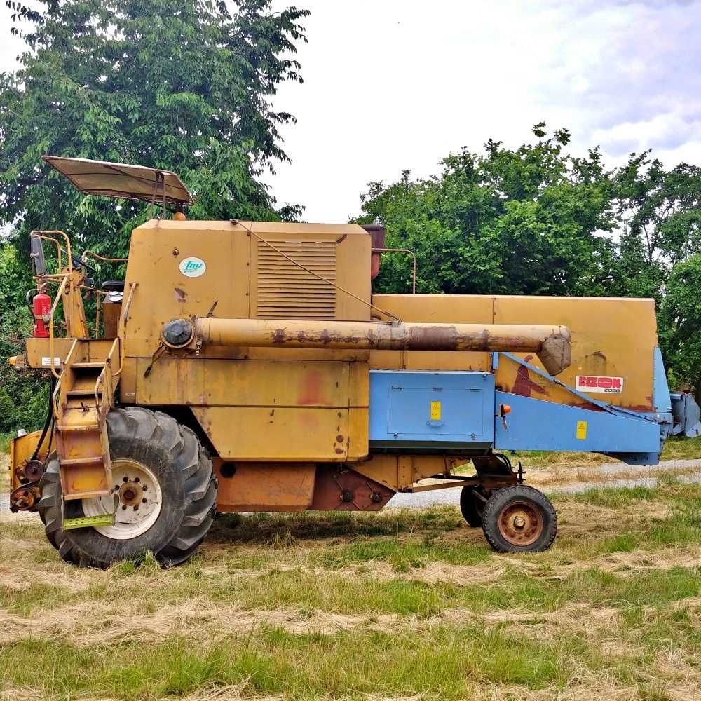 Kombajn zbożowy FMŻ 1985r. Bizon Z056 wózek heder stół do rzepaku ZO56