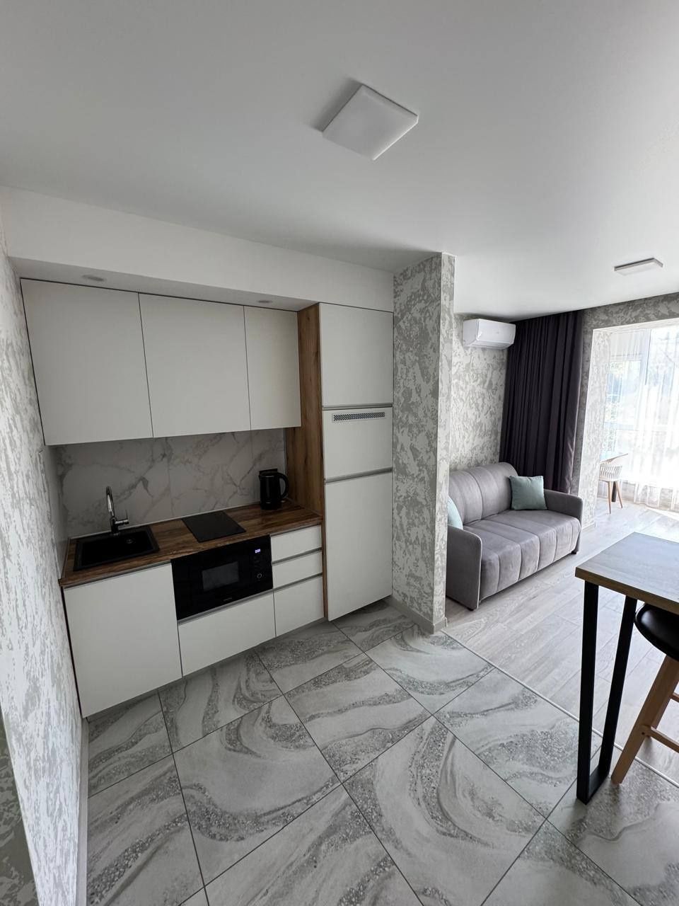 Продам 1 ком.квартиру ЖК Лучший дом на Победе ,Best House
