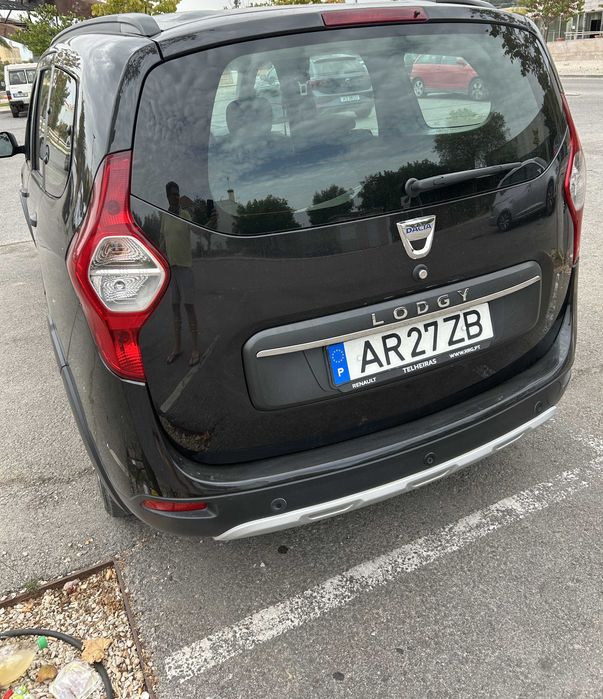 Dacia Lodgy 1.5 Blue dCi Stepway 7L