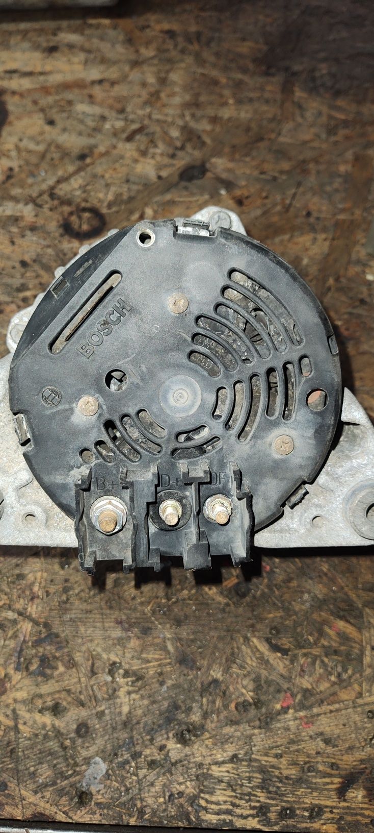 Alternator ford 70A bosch