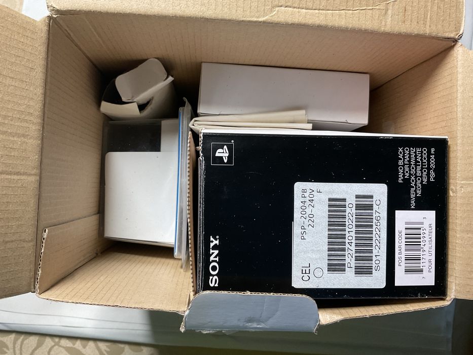 Consola Sony PSP com GPS nova