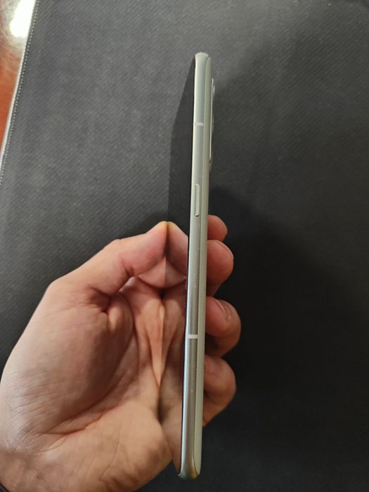 Смартфон Realme GT 2 Pro 5G 12/256Gb Paper Green(RMX3301)