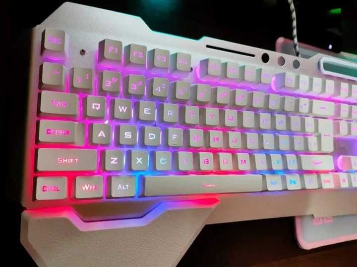 Klawiatura Gamingowa Podświetlana mechaniczna RGB USB M618 dla Graczy