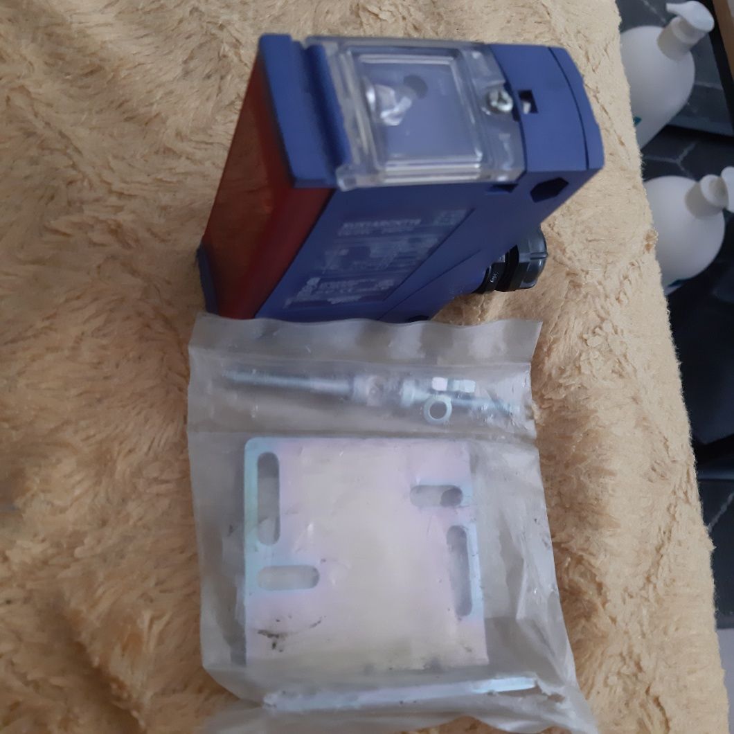 Czujnik fotoelektryczny, zbliżeniowy