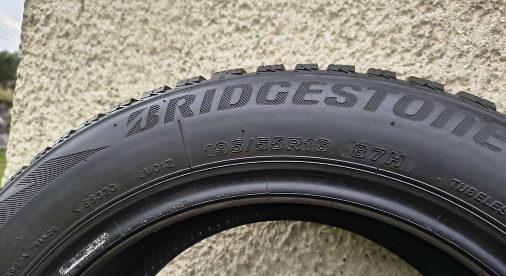 opony zimowe Brigdestone 195/55/R16  4 szt.