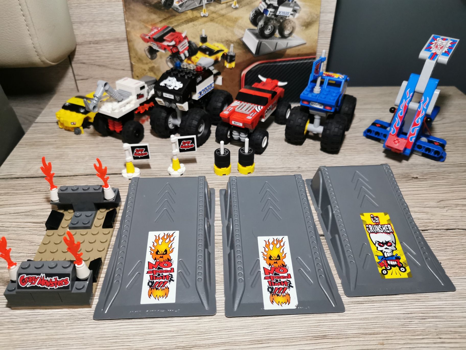 Lego Racers 8182 Monster Crushers