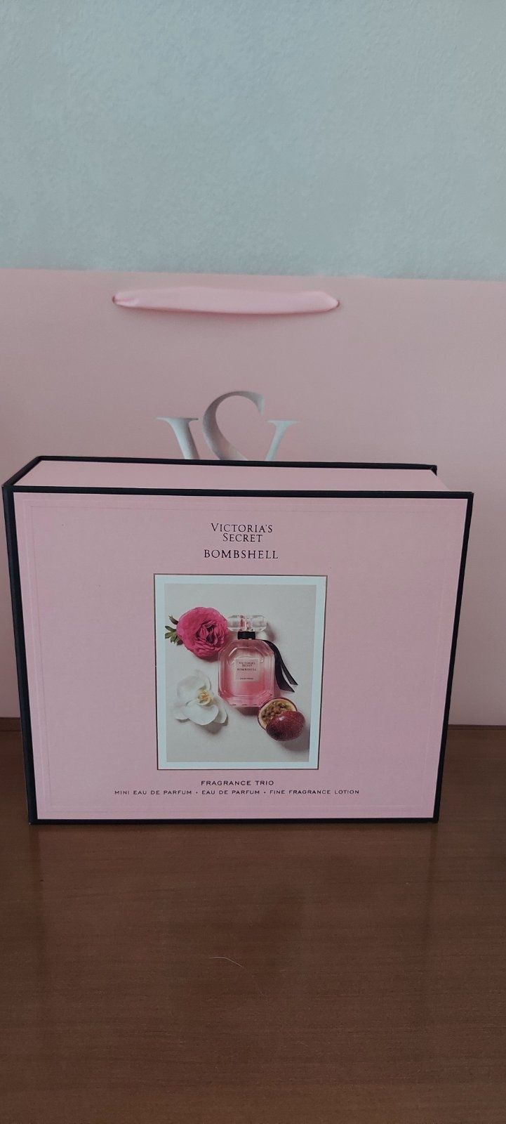 Victoria's secret Bombshell, оригіналі, в упаковці, 50 мл.