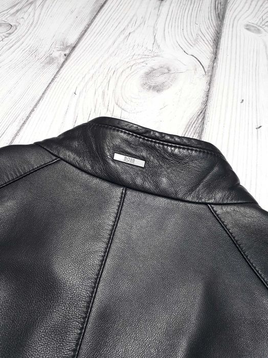 Шкіряна куртка Hugo Boss розмір 54 (XL)