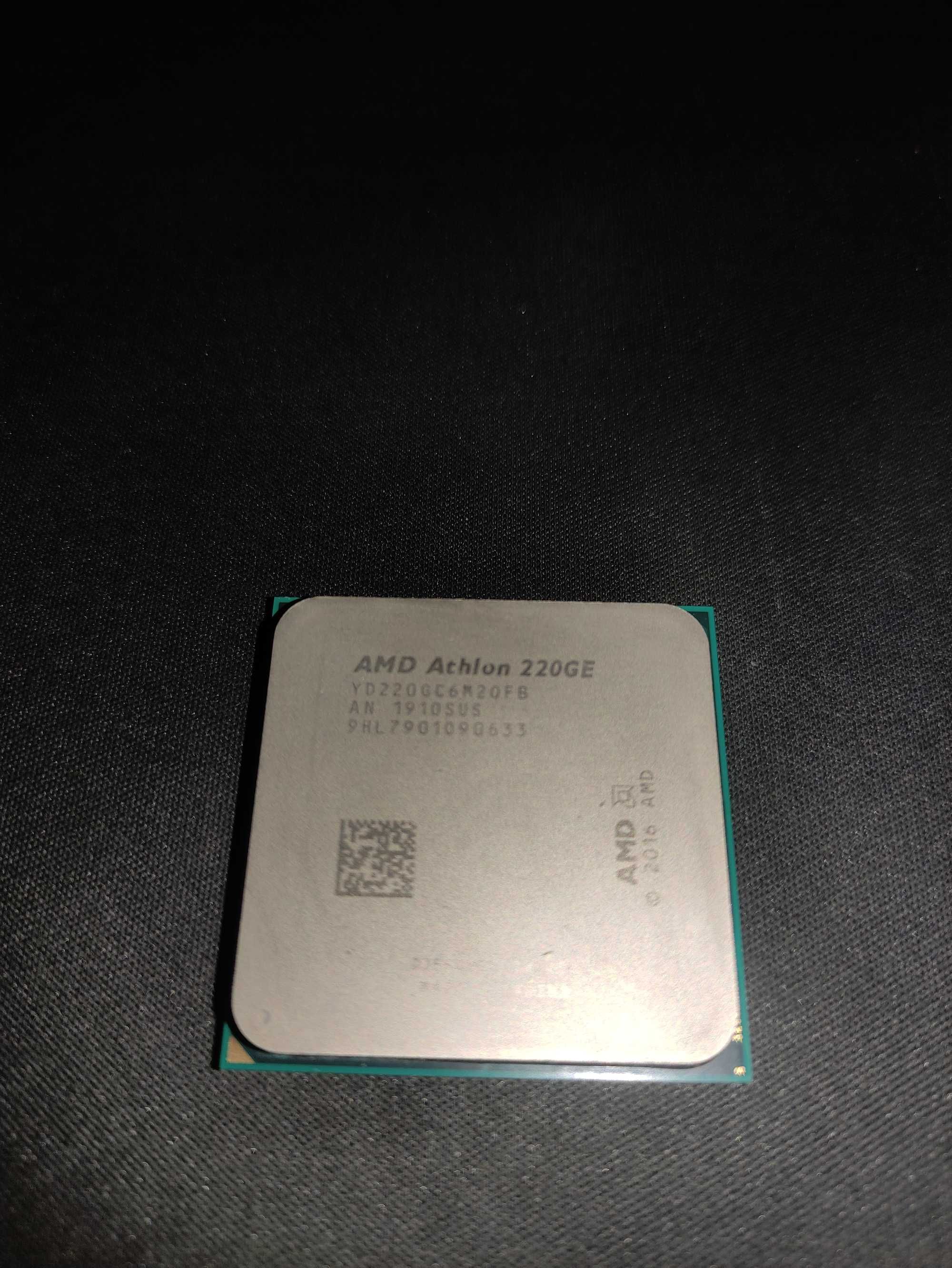 Процесор AM4 AMD Athlon 220GE графіка Vega 3