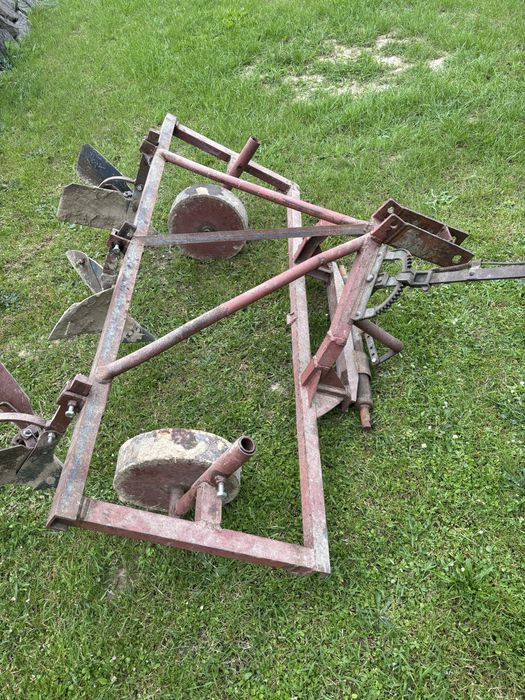 Obsypnik do ziemniaków, płużki