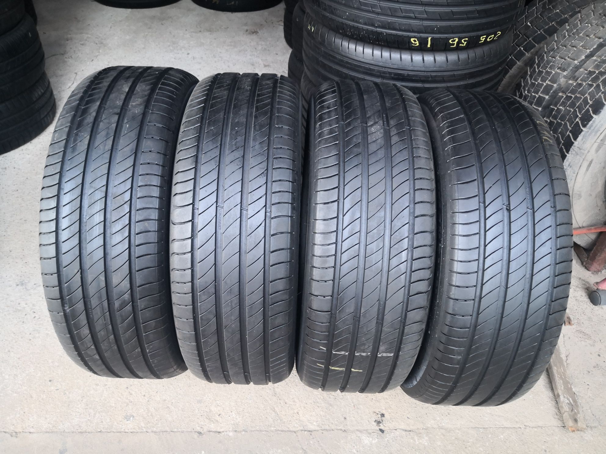 215/55r17 Michelin 2020  5.8mm lato