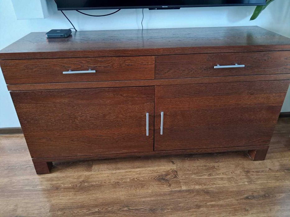 Komoda fornirowana – elegancka, solidna, w bardzo dobrym stanie