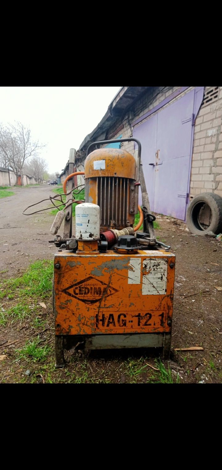 Двигатель 380v,30,5A