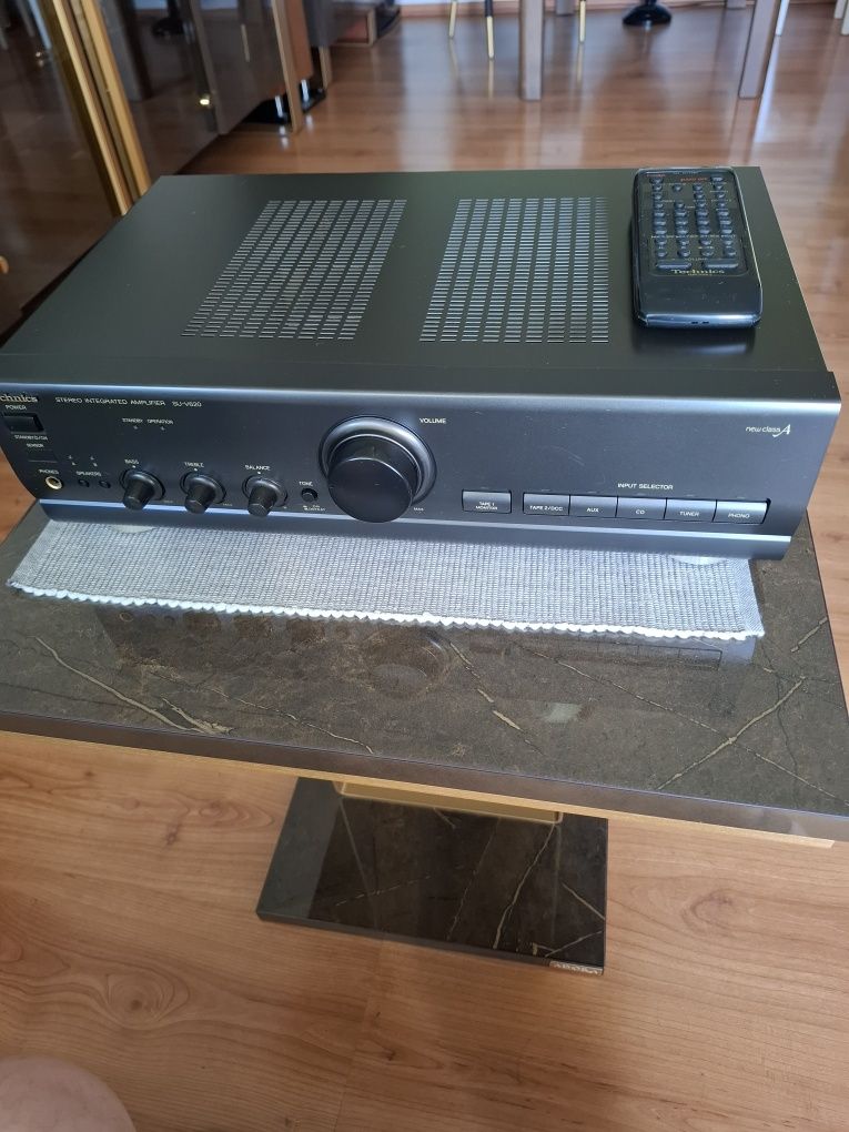 Wzmacniacz Technics SU-V620