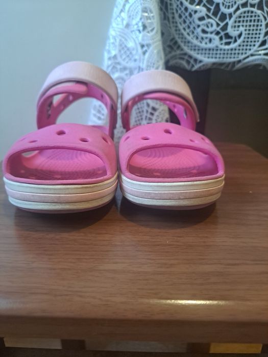 Босоніжки Crocs J1