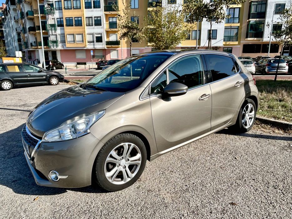 Peugeot 208 1.6hdi Allure Caixa Automática