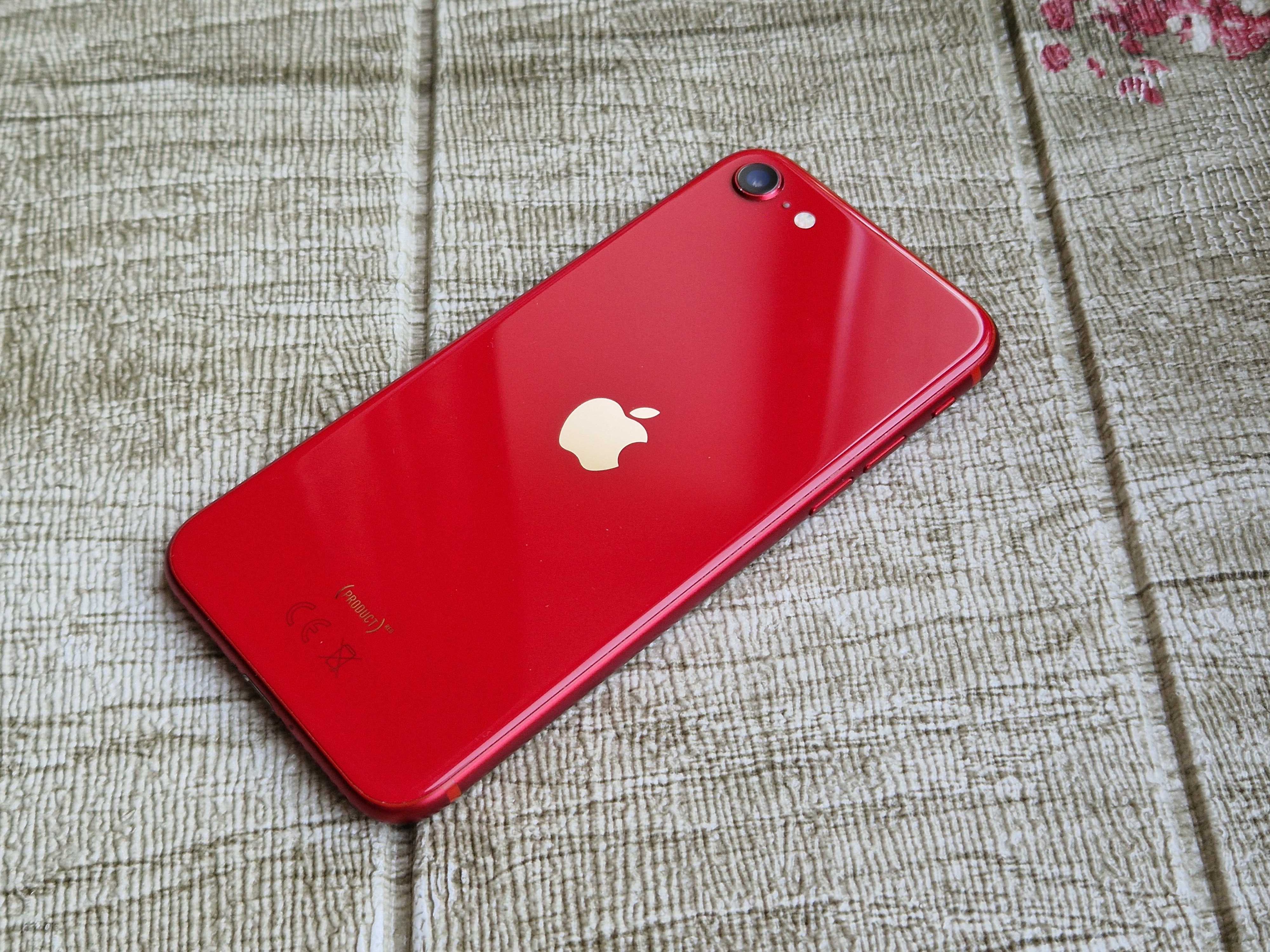 iPhone SE 2020 128 Red неверлок все работает айфон се красный