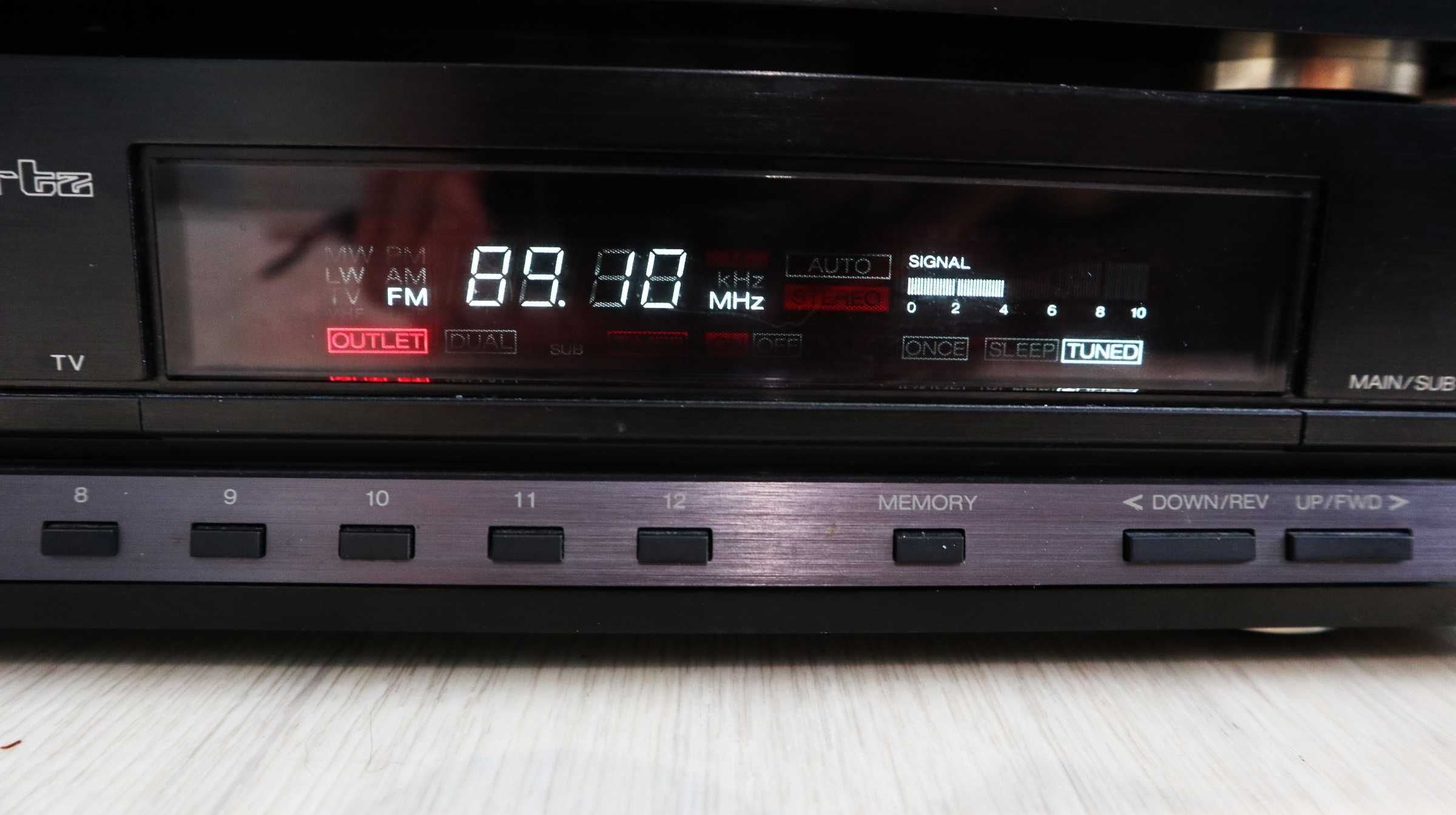 ФМ тюнер AKAI AT-A301 AKAI AT-M659  Akai A&D DA-F930