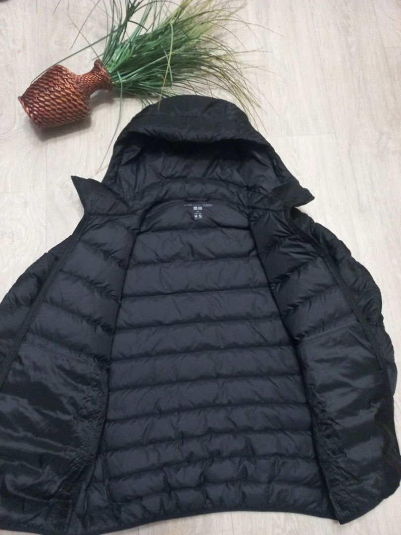 Куртка пуховик деми ,, UNIQLO,, р.М