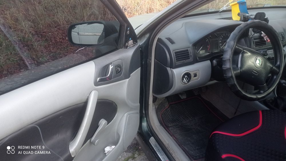 Шкода Октавія тур 1.9 tdi