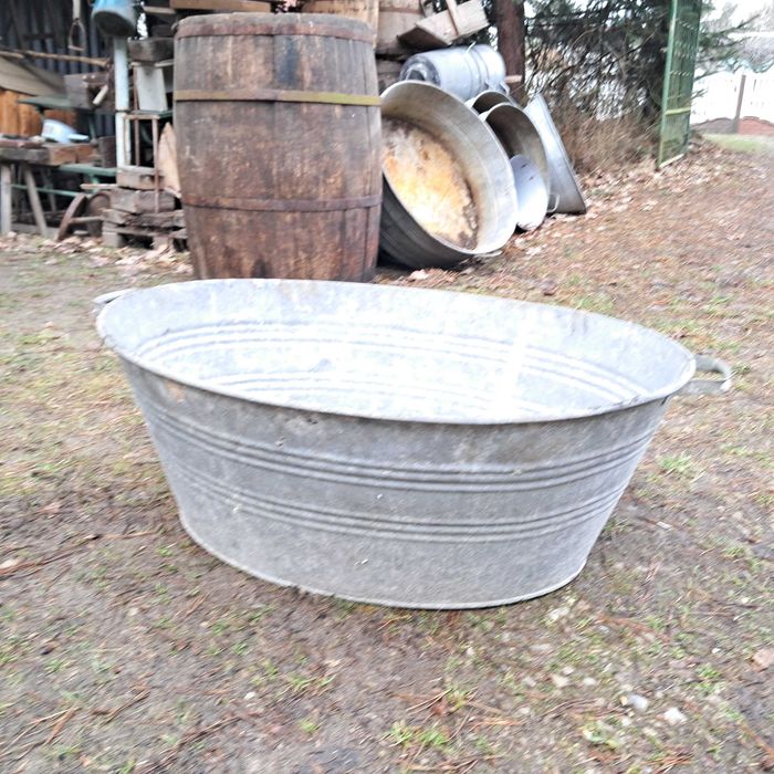 balia metalowa ocynkowana stara szczelna zbiornik donica
